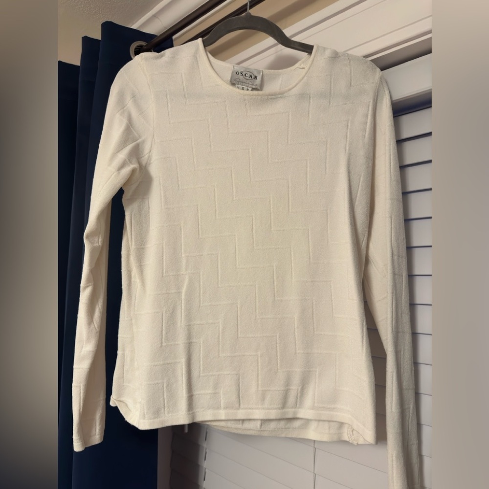 Vintage Oscar De La Renta Sweater